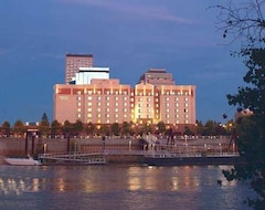 Khách sạn Embassy Suites by Hilton Sacramento Riverfront Promenade (Sacramento, Hoa Kỳ)