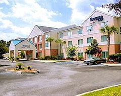 Otel Fairfield Inn Suites Brunswick (Brunswick, ABD)