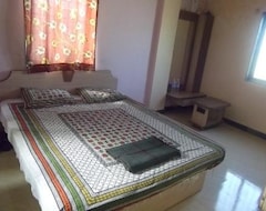 Hotel Firangai Lodge (Pune, India)