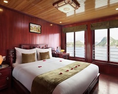 Otel Halong Royal Palace Cruise (Hong Gai, Vietnam)