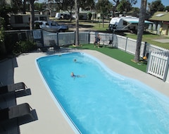 Khách sạn Echo Beach Tourist Park (Lakes Entrance, Úc)