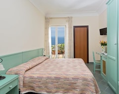 Otel da Giorgio (Capri, İtalya)