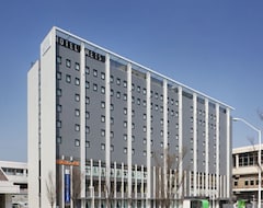 JR-EAST Hotel Mets Niigata (Niigata, Japan)