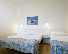 Khách sạn Residenza Holiday (Lido degli Estensi, Ý)