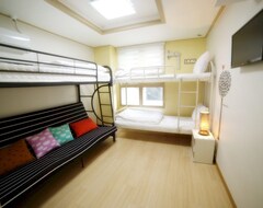 Hotelli Cozybox Guesthouse (Soul, Etelä-Korea)