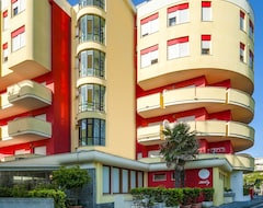 Khách sạn Hotel Esperia (Alba Adriatica, Ý)