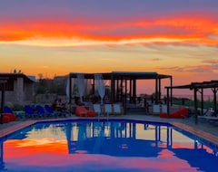 Irides Luxury Beach Hotel (Souvala, Greece)