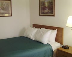 Khách sạn Quality Inn & Suites Warren (Warren, Hoa Kỳ)