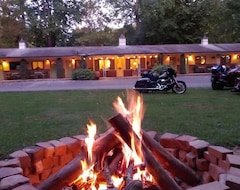 Hotel Rolling Brook Inn (Maggie Valley, Sjedinjene Američke Države)