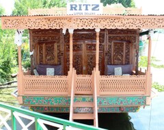 Hotel Ritz Houseboat (Srinagar, India)