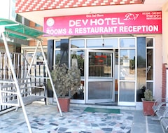 Khách sạn Dev Hotel (Haridwar, Ấn Độ)