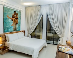 Bed & Breakfast Palassa Private Residences (Balabag, Philippines)