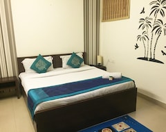 OYO 2599 Anantkoti Hotel (Delhi, Hindistan)