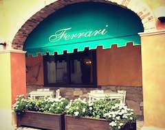 Khách sạn Ferrari (Goro, Ý)