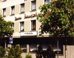 Khách sạn Zum Deutschen Haus (Essen, Đức)