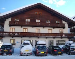 Khách sạn Berghof Bed & Breakfast (Gerlos, Áo)