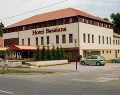 Khách sạn Hotel Bassiana (Sárvár, Hungary)