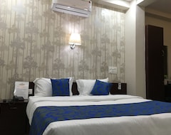 Hotel OYO 6728 Almas Residency (Kochi, Indija)