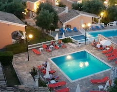 Otel Michelangelo Resort (Kassiopi, Yunanistan)