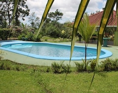 Hotel Loma Real Hot Springs Bed & Breakfast (La Fortuna, Costa Rica)