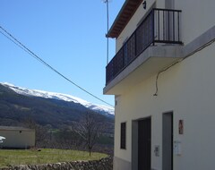 Casa rural La Fuente de la Covatilla (La Hoya, İspanya)