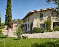Otel Il Casale Delle Ginestre (Castel San Pietro Romano, İtalya)