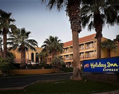 Holiday Inn Express Palm Desert, An Ihg Hotel (Palm Desert, ABD)
