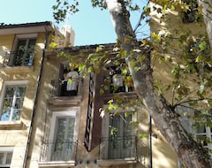 Khách sạn La Bastide Du Cours (Aix-en-Provence, Pháp)