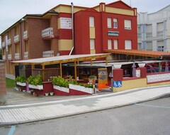 Otel Hostal Pineda (Noja, İspanya)