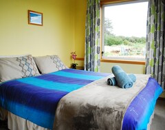 Hostel / vandrehjem Surat Bay Lodge by the Sea/Backpackers Hostel (Owaka, New Zealand)