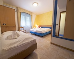 Hotel Vela Azzurra (Malcesine, Italy)