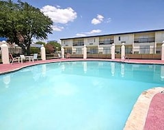 Hotel Executive Inn and Suites Waxahachie (Waxahachie, Sjedinjene Američke Države)