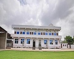 Khách sạn Siya Hotel And Marriage Garden (Shivpuri, Ấn Độ)