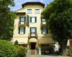 Khách sạn Giglio (Salsomaggiore Terme, Ý)