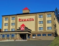 Khách sạn Ramada By Wyndham Williams Lake (Williams Lake, Canada)