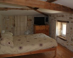 Cijela kuća/apartman Clos des Séguineries - Gîte Bois (Saint-Simon-de-Pellouaille, Francuska)