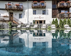 Hotelli Zum Alten Moar (Bressanone, Italia)