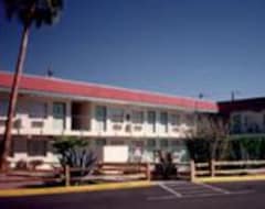 Khách sạn Motel 6-Benbrook, TX - Fort Worth (Benbrook, Hoa Kỳ)