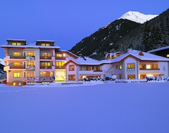 Khách sạn Hotel Montanara (Ischgl, Áo)