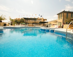 Khách sạn Costa Blanca Resort (Rojales, Tây Ban Nha)