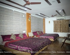 Khách sạn Auro Farms (Puducherry, Ấn Độ)