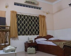 Hotel Ponleur Damnak Luong Guesthouse (Battambang, Kambodža)