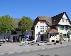 Hotel Cafe Verkehrt - Kultur Genuss (Murg, Almanya)
