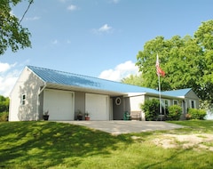 Koko talo/asunto Wooded Rural Country Estate Near Lake Shelbyville And Illinois Amish Country (Mattoon, Amerikan Yhdysvallat)
