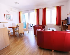 Khách sạn Pervanovo Apartments (Dubrovnik, Croatia)