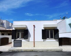 Koko talo/asunto Appartamenti Carneo (Ugento, Italia)