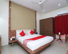 Khách sạn OYO 13423 Kamdhenu Inn (Allahabad, Ấn Độ)