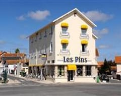 Khách sạn Hotel Les Pins (Saint-Trojan-Les-Bains, Pháp)