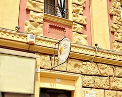 Khách sạn Sardinia Domus (Cagliari, Ý)