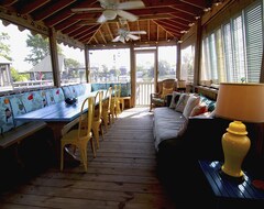Casa/apartamento entero Spectacular Private Dock House And Floating Dock! (Tybee Island, EE. UU.)